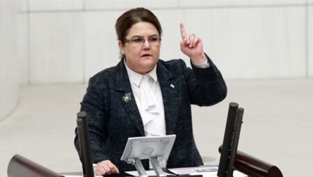Bakan Yanık: Kandil’deki kız çocuklarına ses çıkarmayanlar ahlak dersi veremez