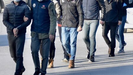 ‘Huzur İstanbul’ uygulamasında 740 şüpheli gözaltına alındı